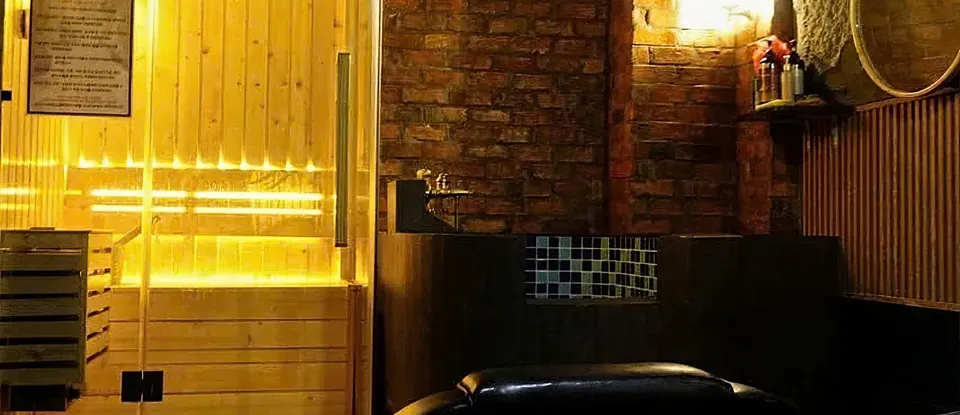 마사지 공간과 사우나