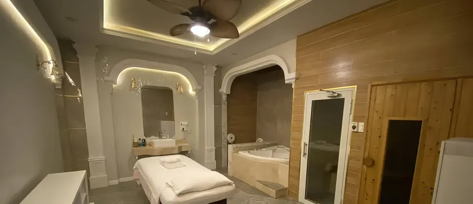 고급스러운 인테리어의 마사지실